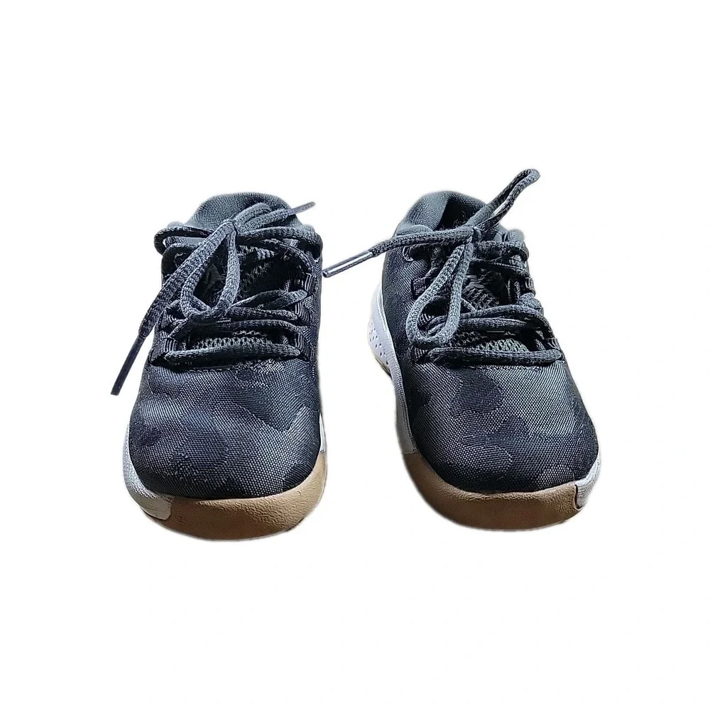 Nike toddler air